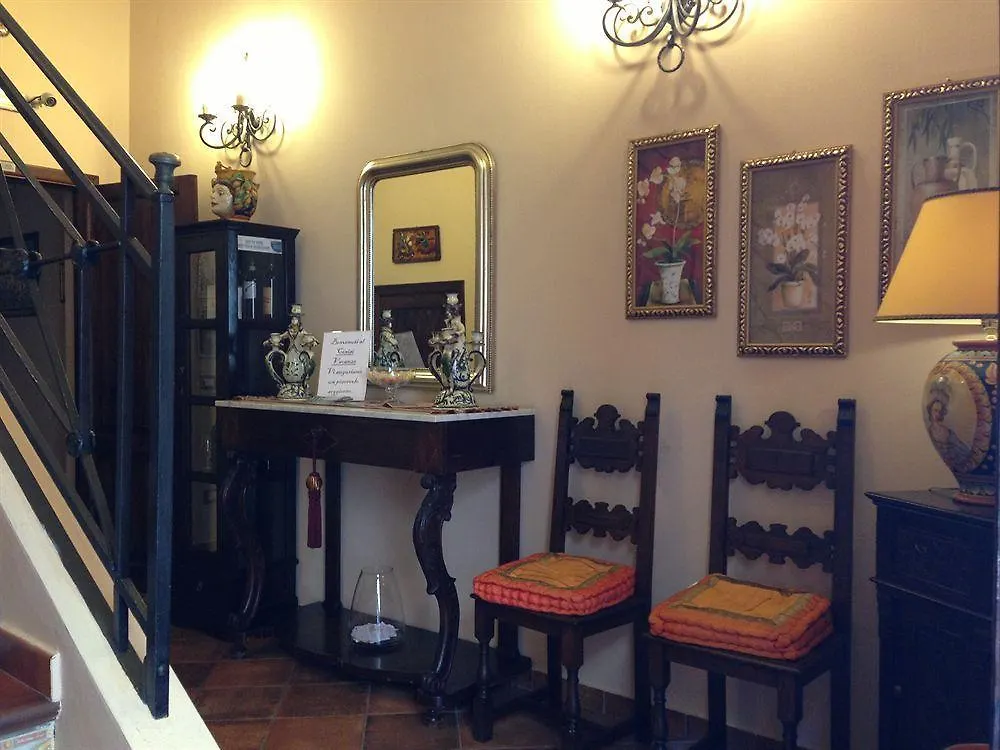 B&B Cinisi Vacanze 3*,